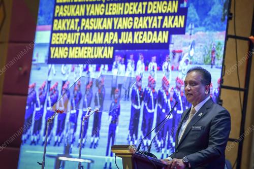 DATUK SERI REEZAL MERICAN NAINA MERICAN