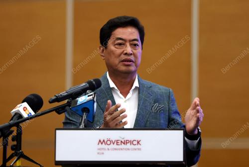 TAN SRI AZAM BAKI