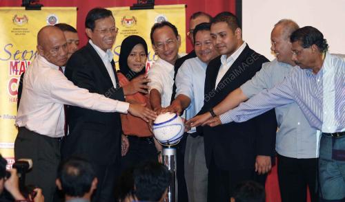 DATUK AHMAD SHABERY CHEEK
