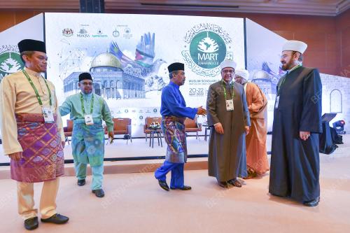 DATUK SERI JAMIL KHIR BAHAROM