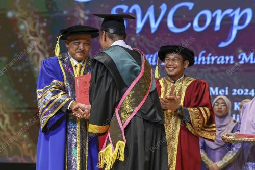 DATUK M NOOR AZMAN TAIB