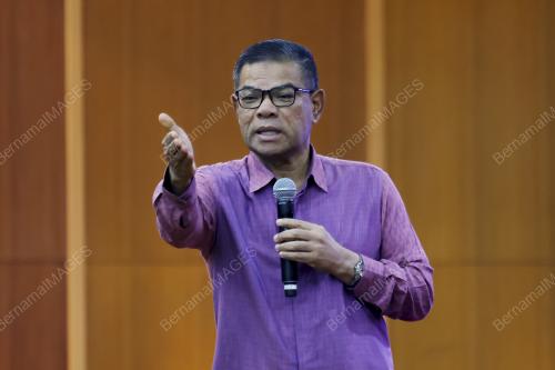 DATUK SERI SAIFUDDIN NASUTION ISMAIL