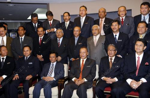 SHAFIE APDAL