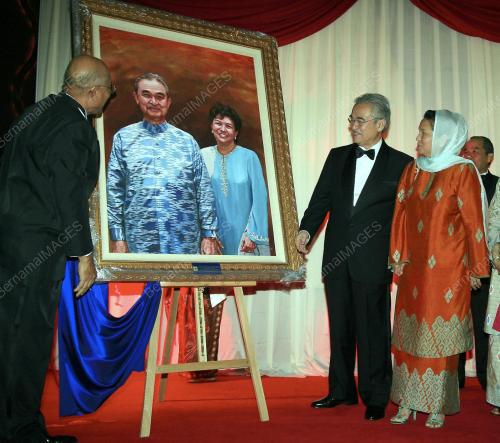 TUN ABDULLAH AHMAD BADAWI