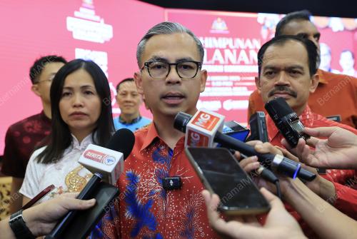FAHMI FADZIL