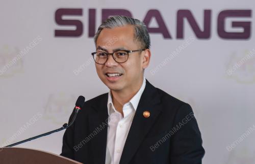 DATUK FAHMI FADZIL