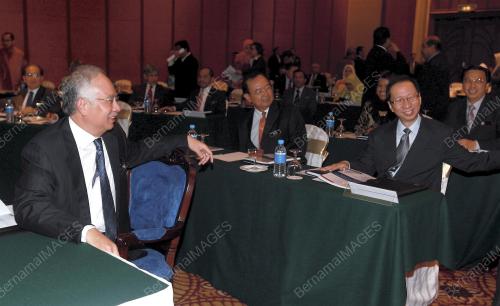 MOHD NAJIB TUN ABDUL RAZAK