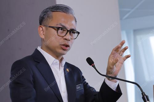 FAHMI FADZIL