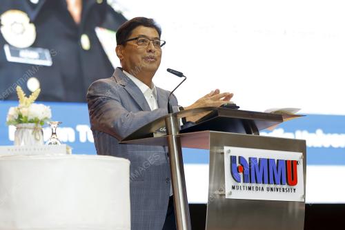 TAN SRI AZAM BAKI