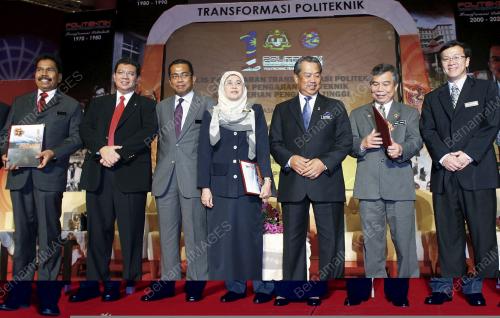 MUHYIDDIN YASSIN