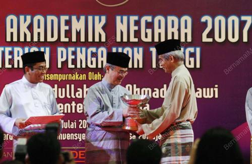 ABDULLAH AHMAD BADAWI