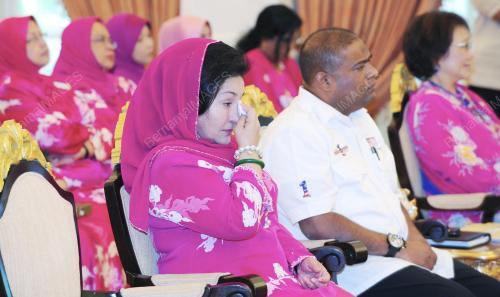 DATIN SERI ROSMAH MANSOR
