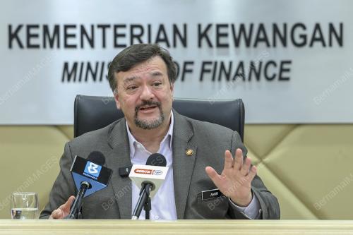 DATUK SERI AMIR HAMZAH AZIZAN
