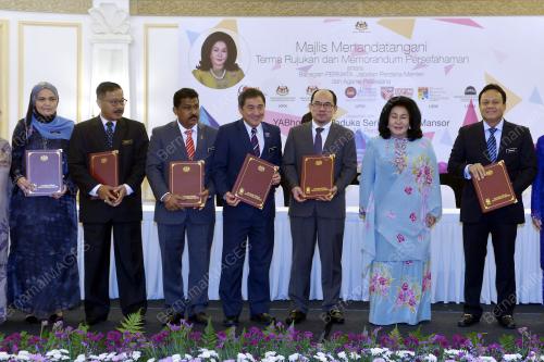 PTJ07_26102015_ROSMAH_MOU