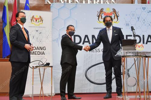 KHAIRY JAMALUDDIN