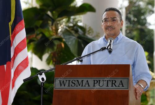 DATUK SERI HISHAMMUDDIN TUN HUSSEIN