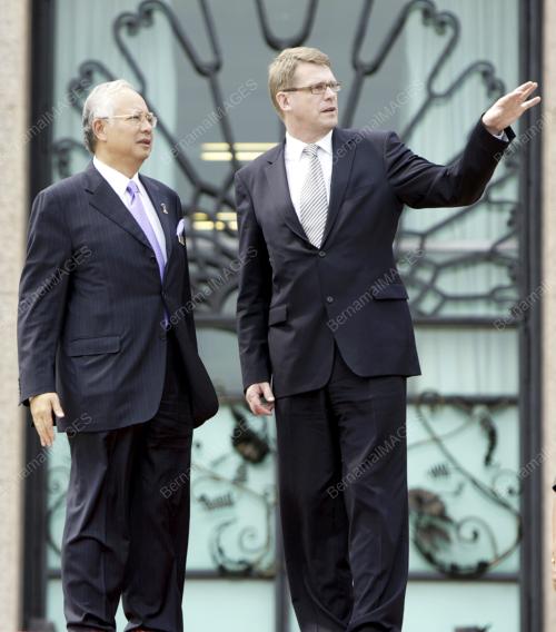 MOHD NAJIB TUN ABDUL RAZAK