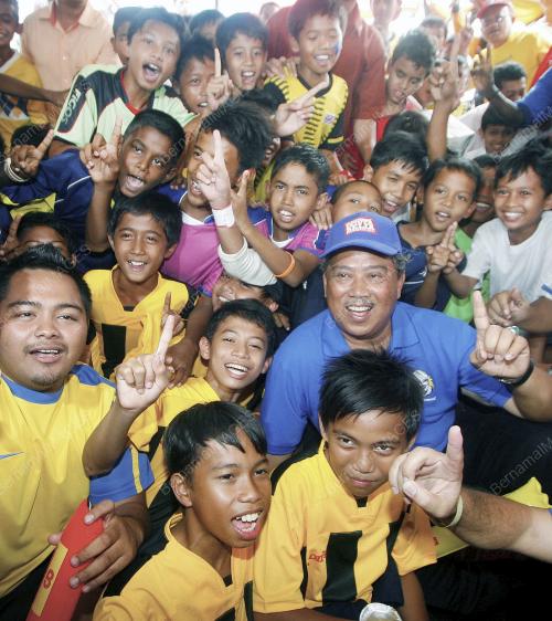 TAN SRI MUHYIDDIN YASSIN