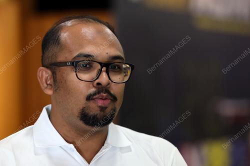 DR NIK HAZIMAN WAN HAMAT