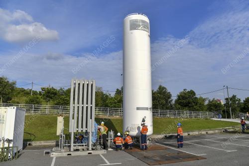 TANGKI PENYIMPANAN GAS OKSIGEN CECAIR