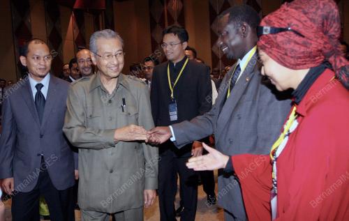 MAHATHIR MOHAMAD