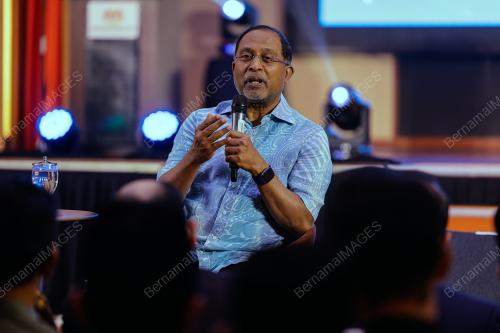 DATUK SERI DR ZAMBRY ABDUL KADIR
