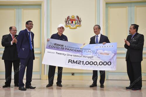 TAN SRI MUHYIDDIN YASSIN