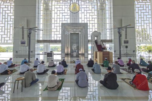 SOLAT JUMAAT