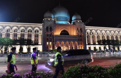 TINJAUAN MALAM TAHUN BARU