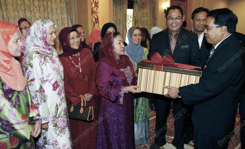 ROSMAH MANSOR