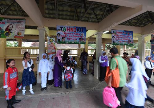 TAHUN SATU