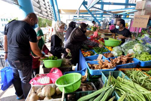 TINJAUAN PASAR AWAM PRESINT 8