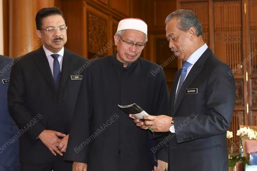 TAN SRI MUHYIDDIN YASSIN