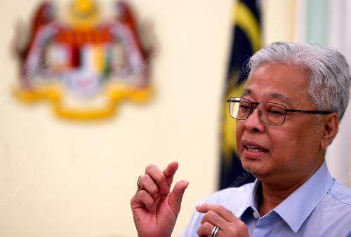DATUK SERI ISMAIL SABRI YAAKOB