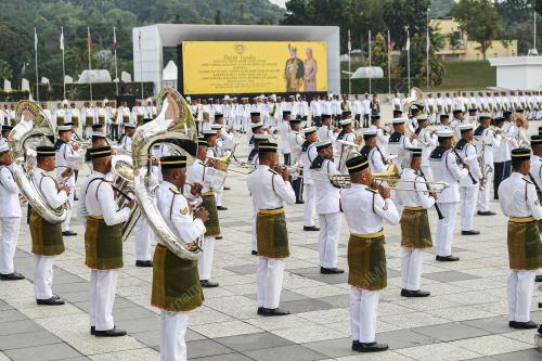 RAPTAI ISTIADAT PERARAKAN PANJI YANG DI-PERTUAN AGONG
