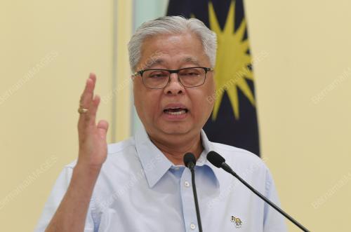 DATUK SERI ISMAIL SABRI YAAKOB