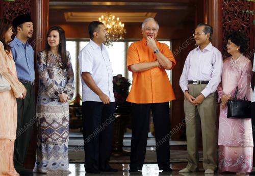 DATUK SERI MOHD NAJIB TUN ABDUL RAZAK