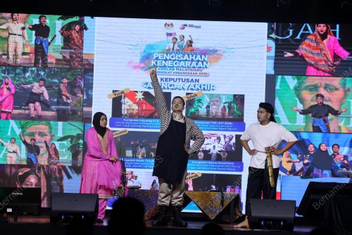 PROGRAM PERTANDINGAN AKHIR PENGISAHAN KENEGARAAN