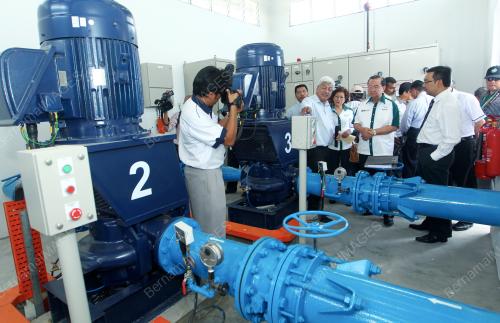 PTJ08_05032013_PETER_PUMP