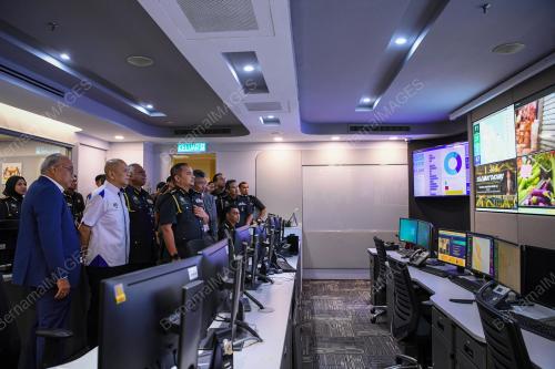DATUK ARMIZAN MOHD ALI