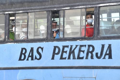 WARGA INDUSTRI TERIMA SINTIKAN VAKSIN DI PPVIN, PICC