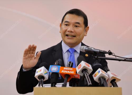RAFIZI RAMLI