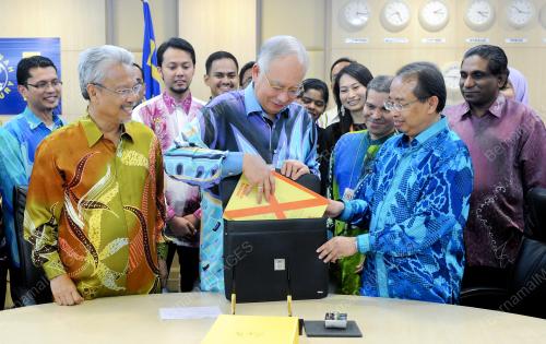 DATUK SERI NAJIB TUN RAZAK
