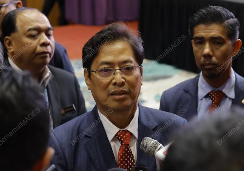 TAN SRI AZAM BAKI