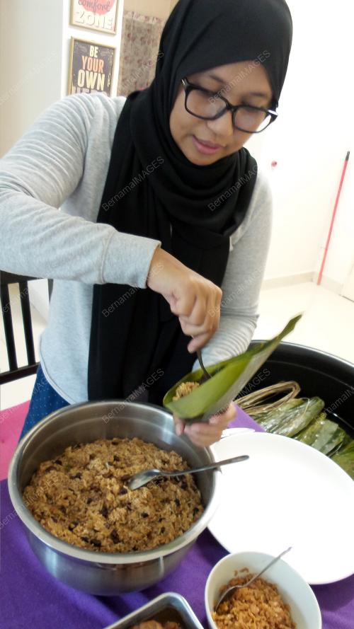 PTJ08_07062016_KUIH_CHANG