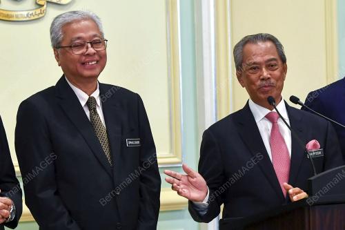 DATUK SERI ISMAIL SABRI YAAKOB