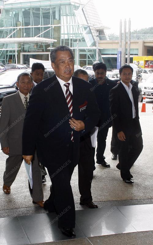 MUHYIDDIN MOHD YASSIN