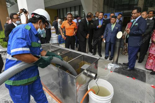 DATUK TUAN IBRAHIM TUAN MAN
