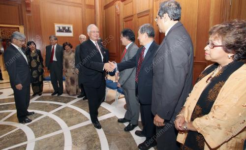 DATUK SERI MOHD NAJIB TUN ABDUL RAZAK