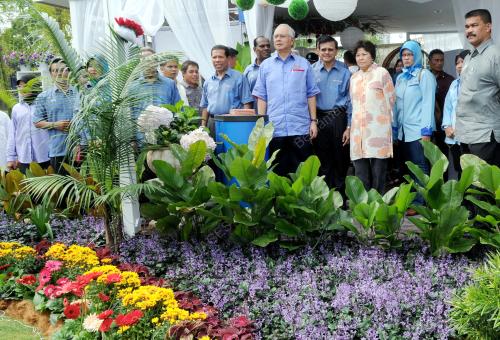 DATUK SERI NAJIB TUN RAZAK